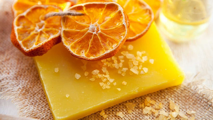 savon-huile-de-coco-beurre-de-karité-orange-douce